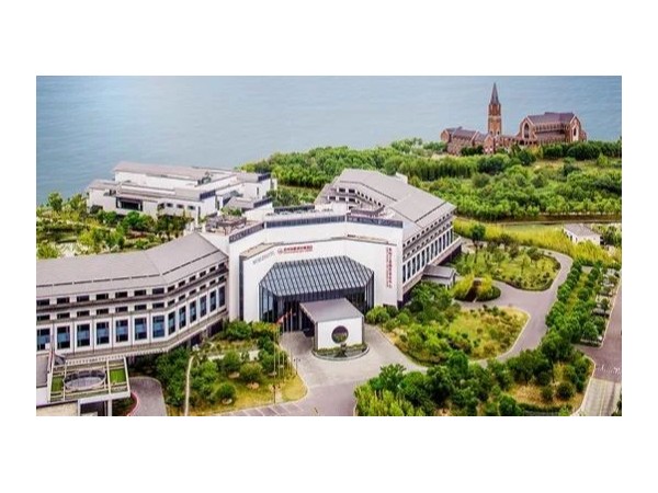 江蘇省住建廳專家團一行調(diào)研我司酒店節(jié)能改造項目